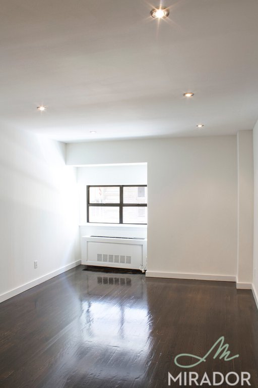 27 W 16th Street 2G