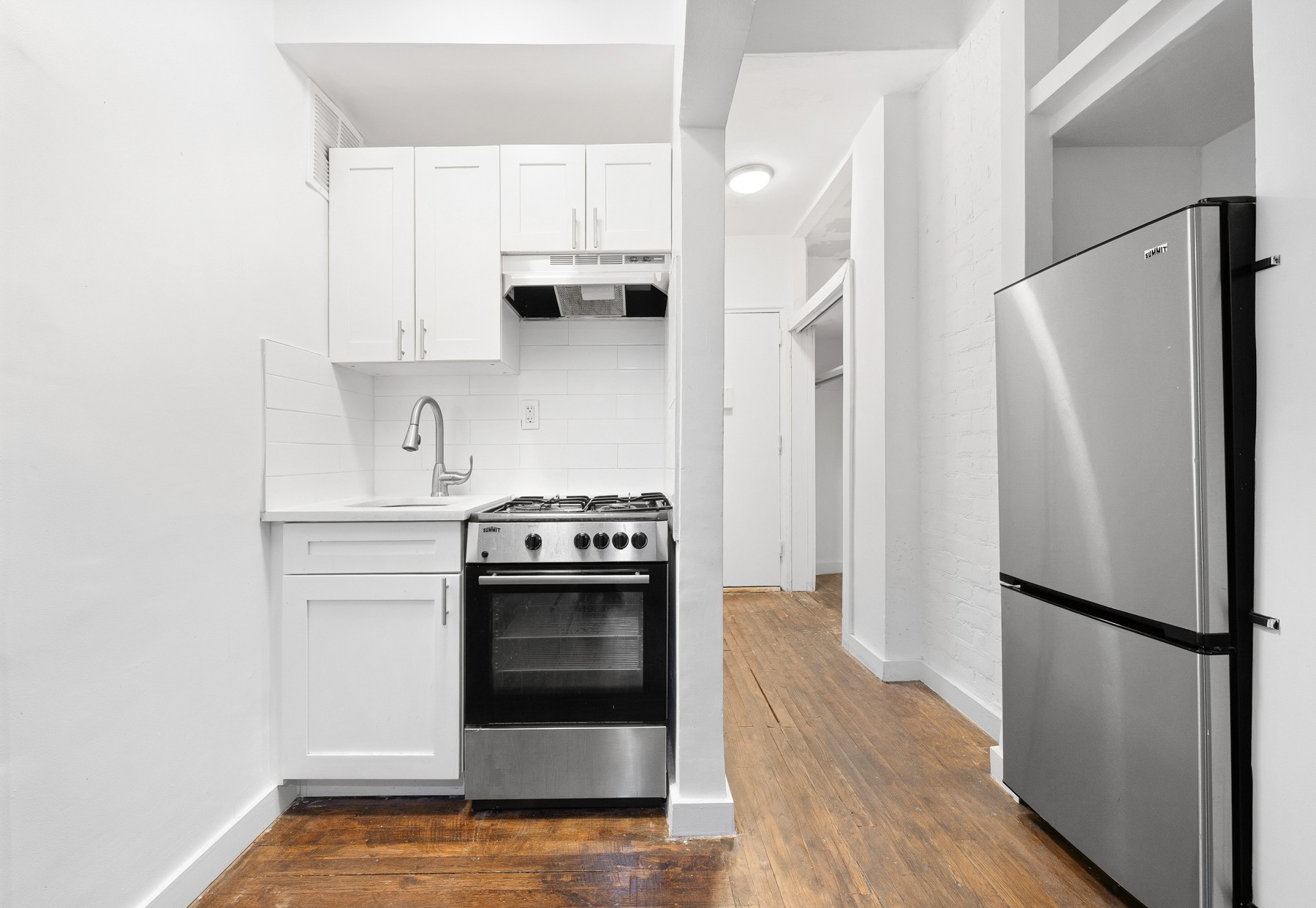 307 W 29th Street 2b