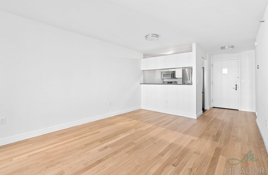 60 W 23rd Street 1004