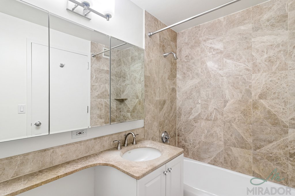 60 W 23rd Street 1004