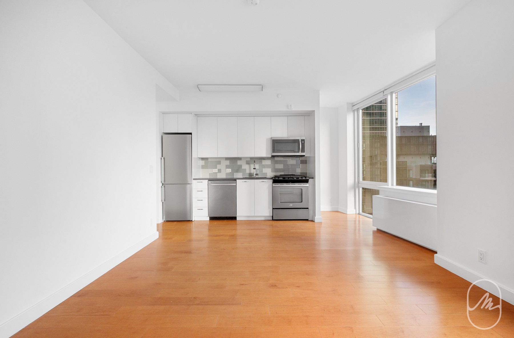 80 Dekalb Avenue 21L