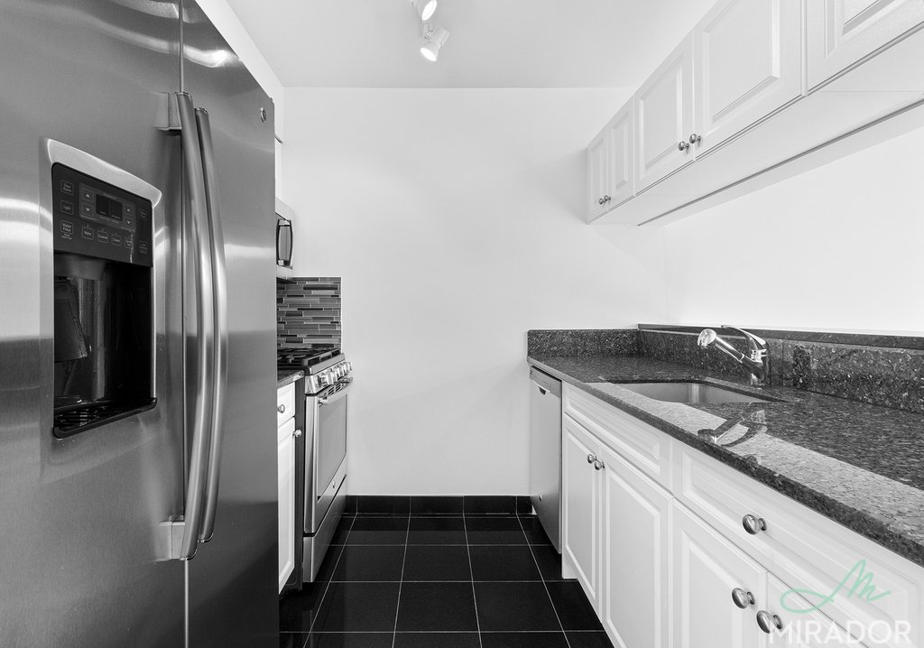 60 W 23rd Street 1111