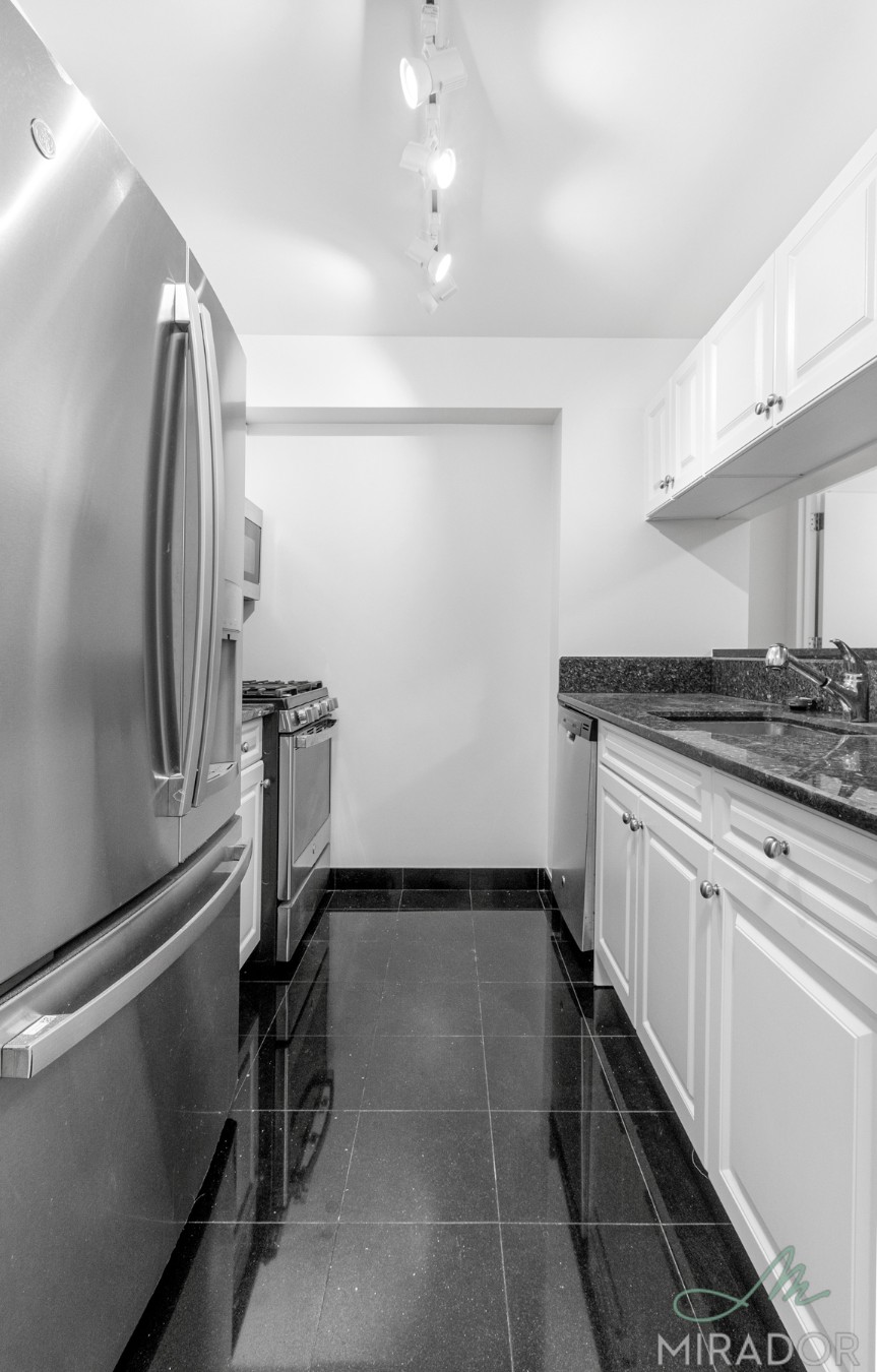 60 W 23rd Street 450