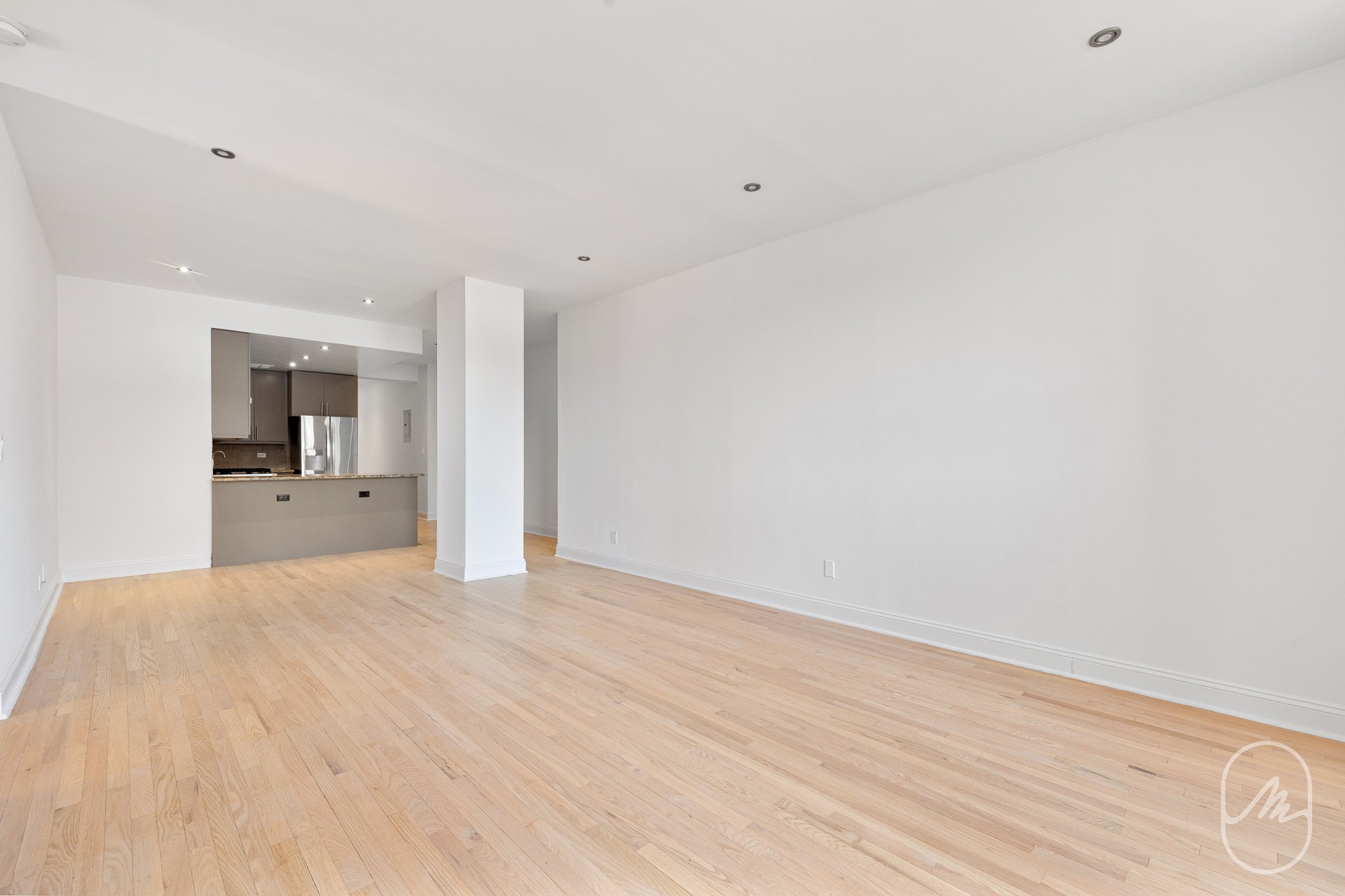 270 Park Avenue S 7E