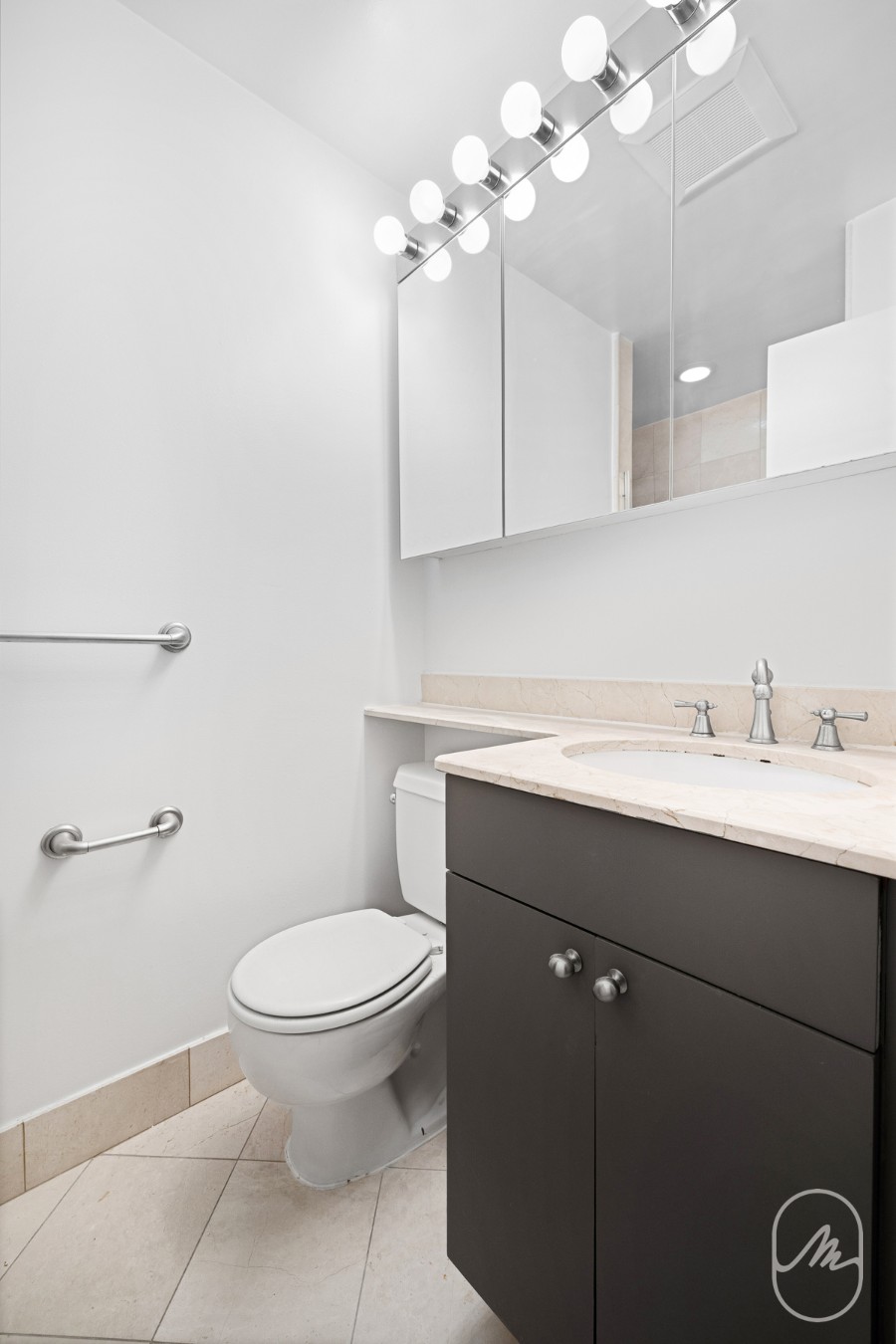 270 Park Avenue S 7E