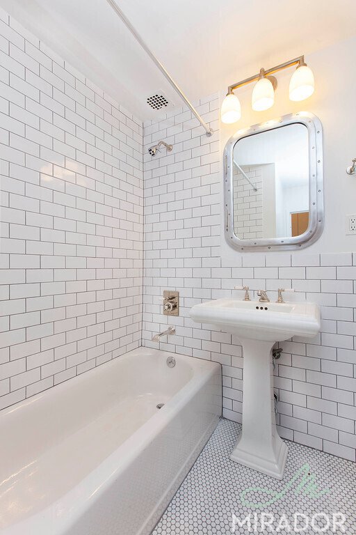 43 W 16th Street 11E