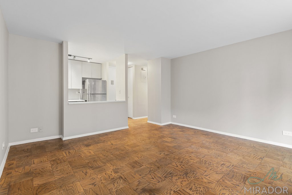 330 E 39th Street 9R