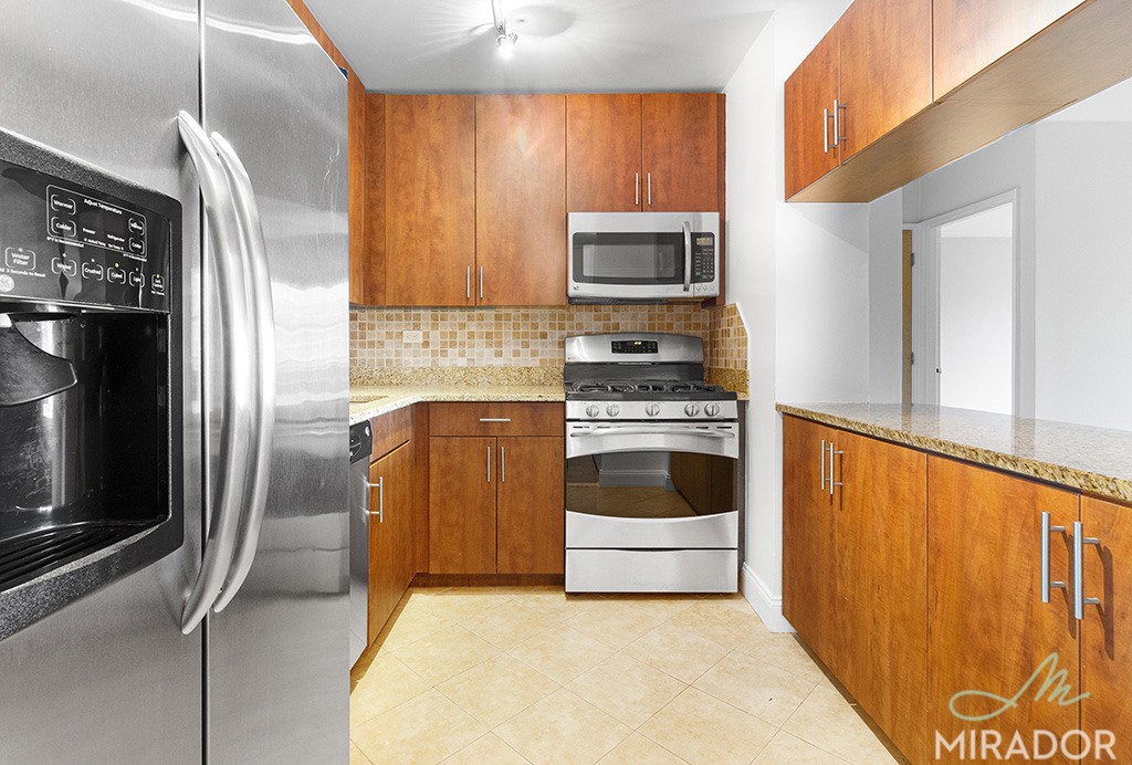 330 E 39th Street 22D