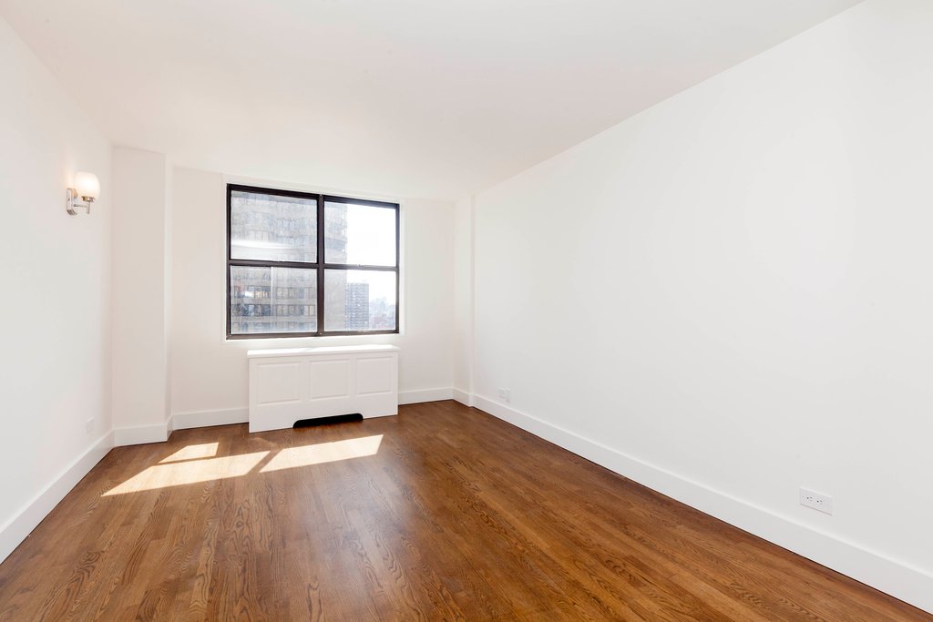 330 E 39th Street 19C