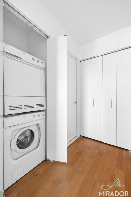 80 Dekalb Avenue 32B