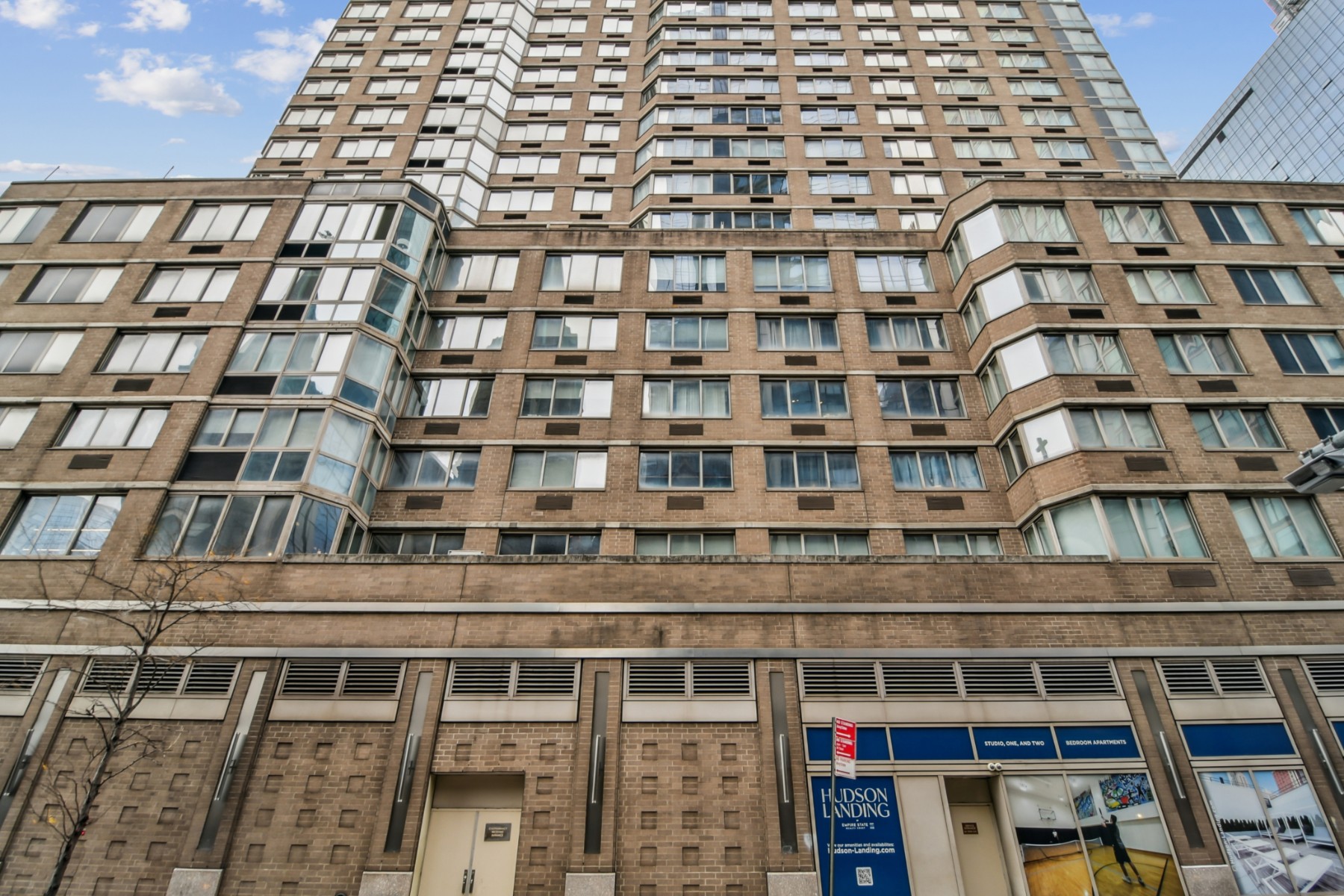 561 10th Avenue 29E