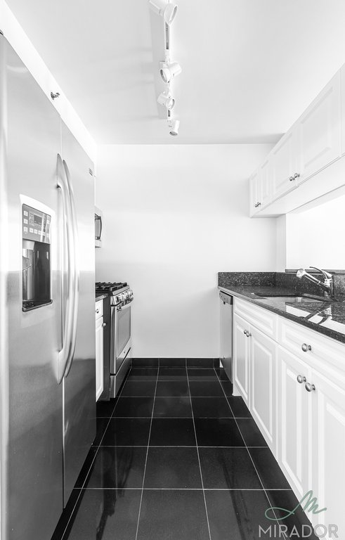 60 W 23rd Street 1708