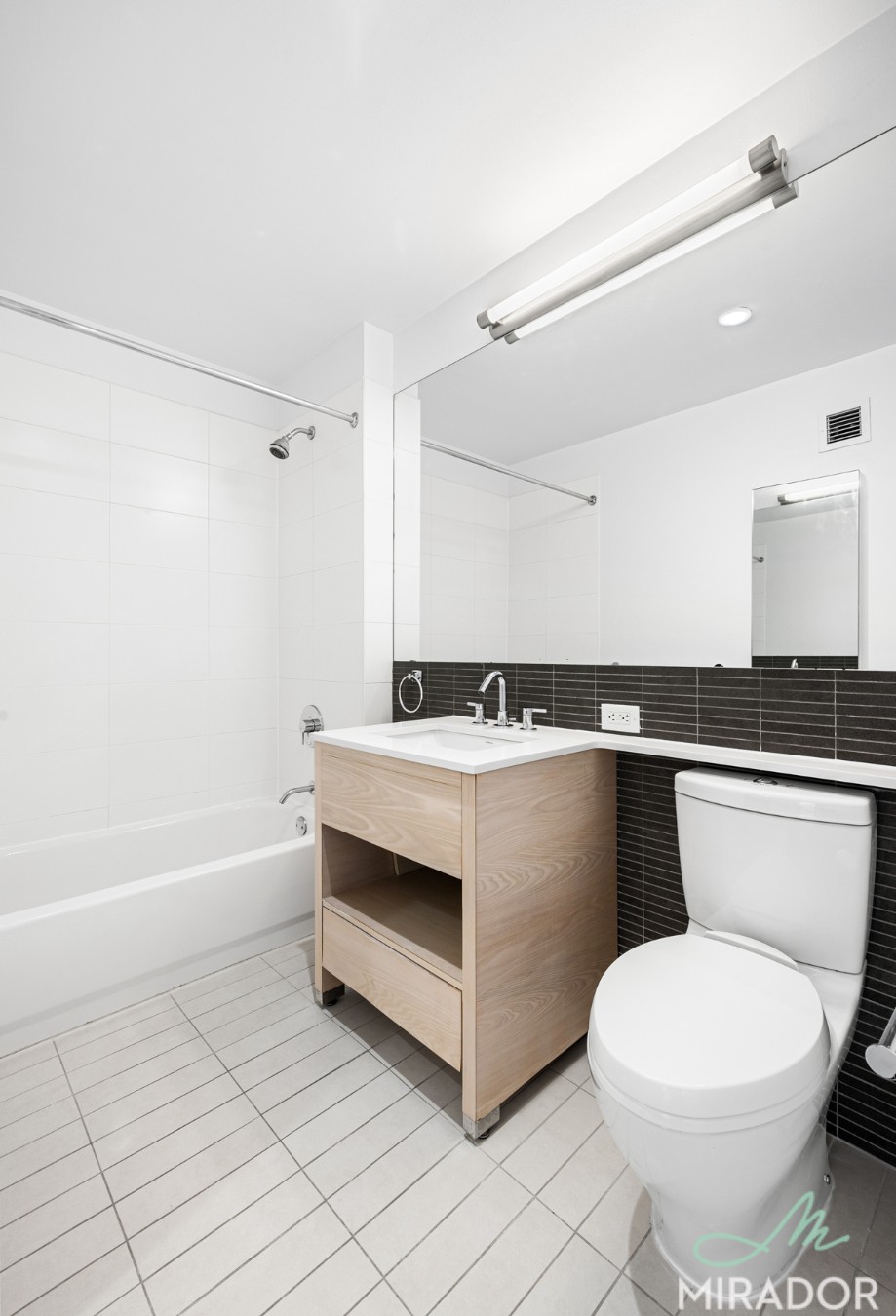 80 Dekalb Avenue 15N