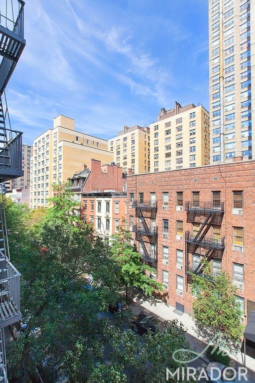 440 E 85th Street 3D