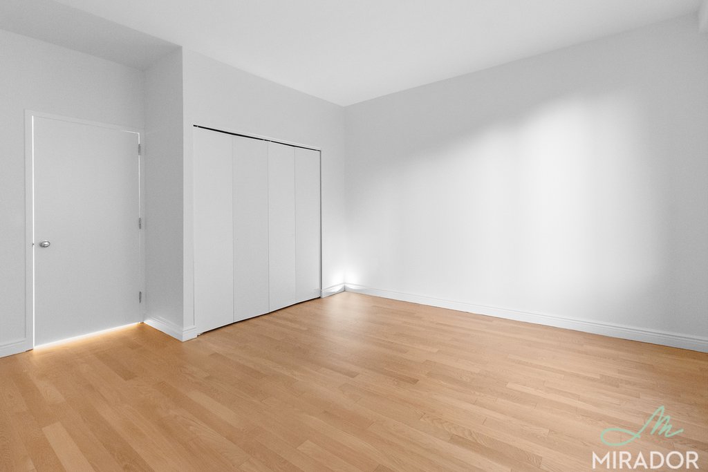 60 W 23rd Street 701