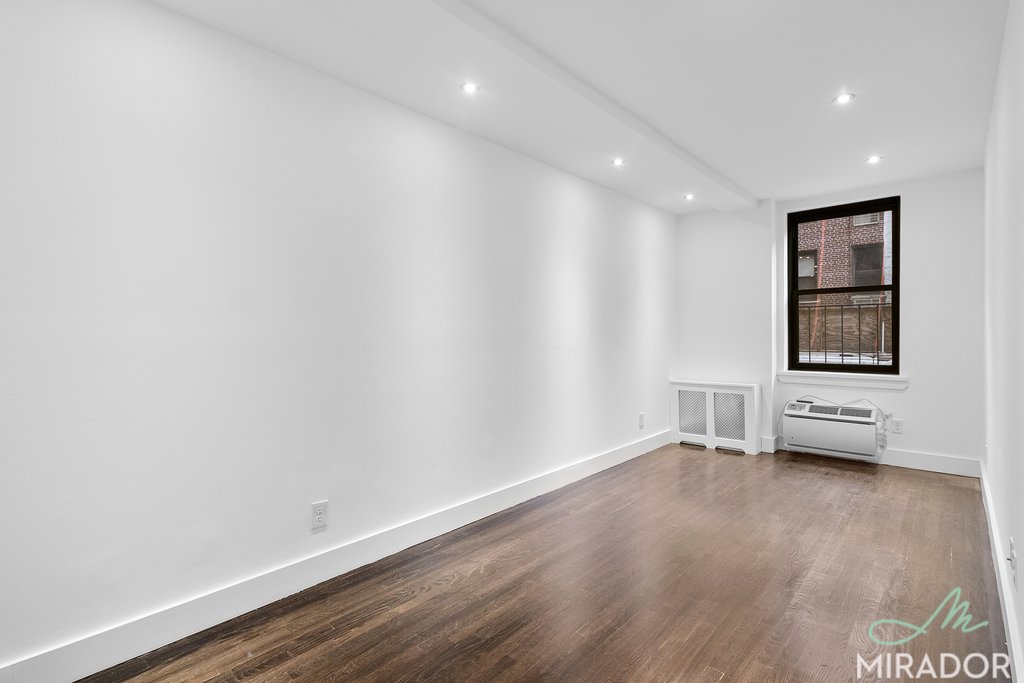 255 W 14th Street 3F