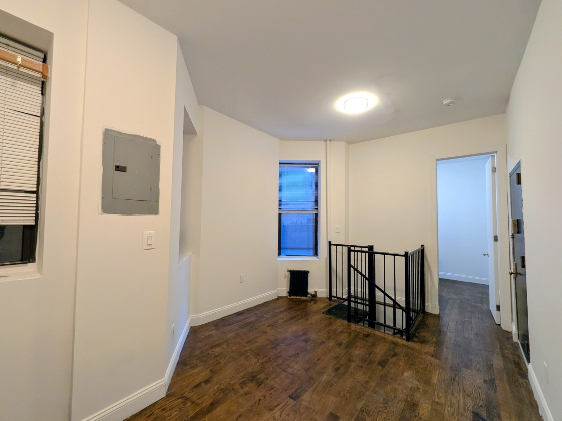 454 W 22nd Street 1r