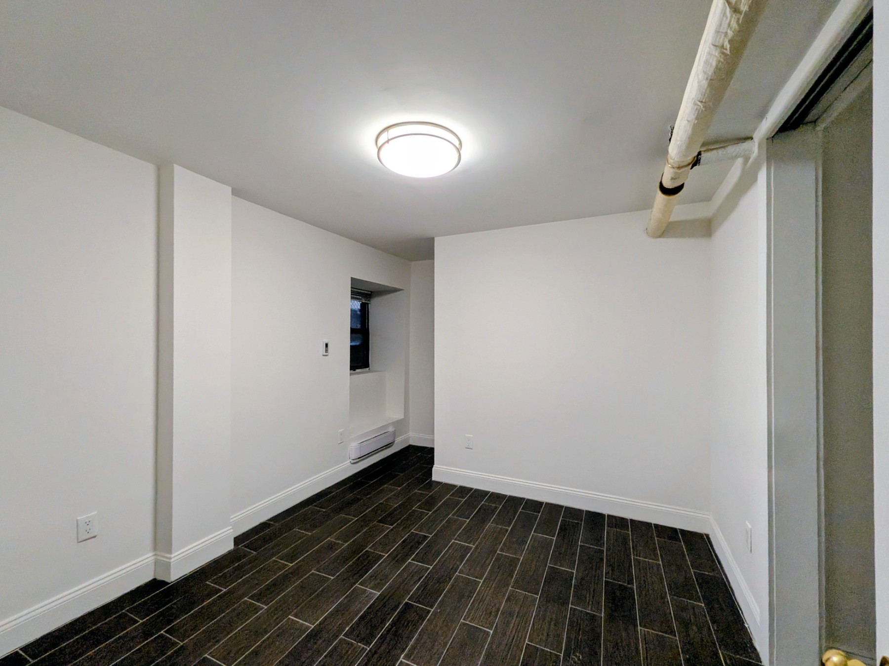 454 W 22nd Street 1r