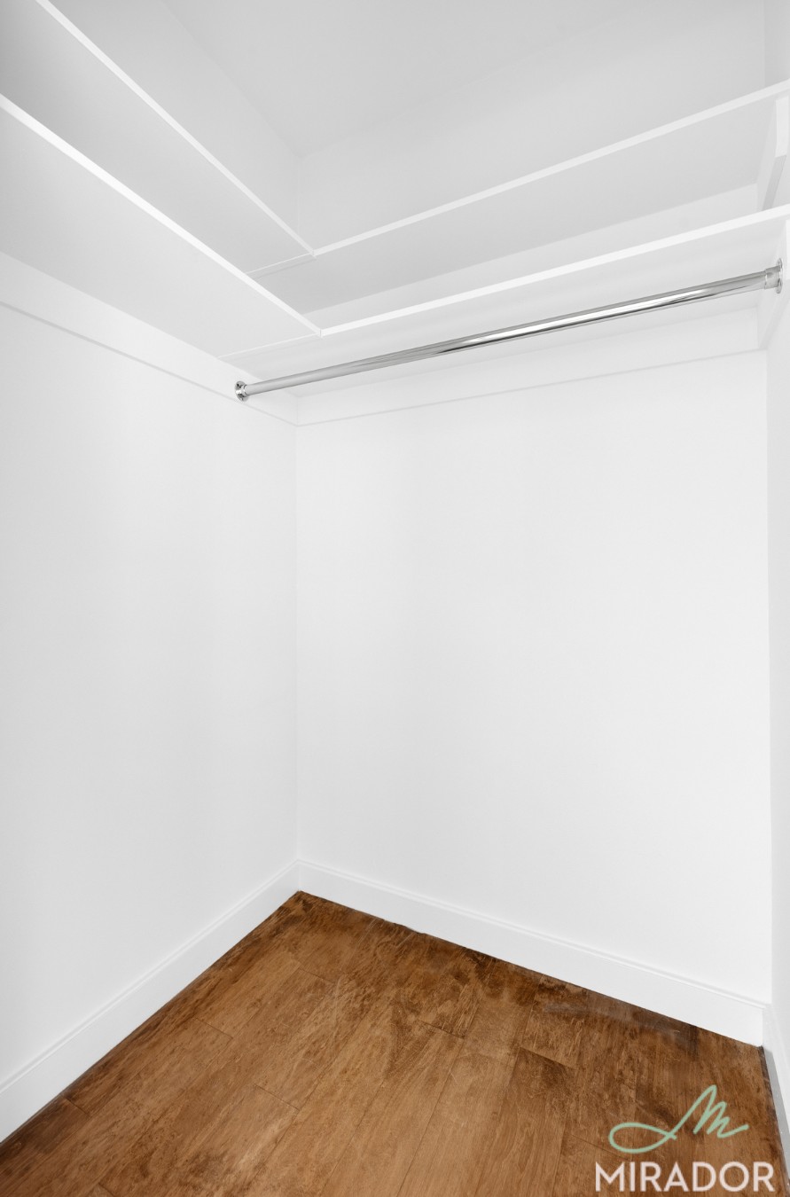 80 Dekalb Avenue 19N