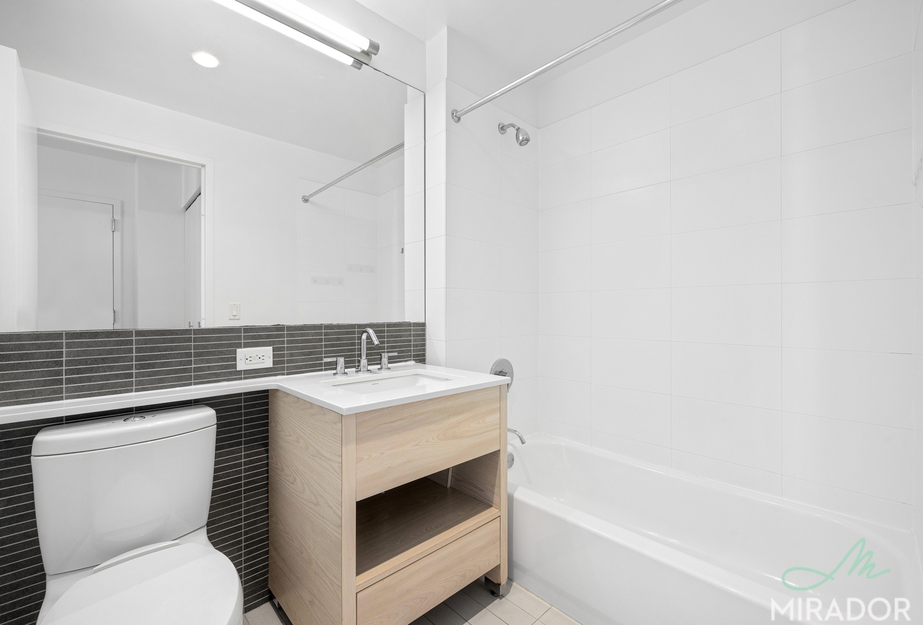 80 Dekalb Avenue 23J