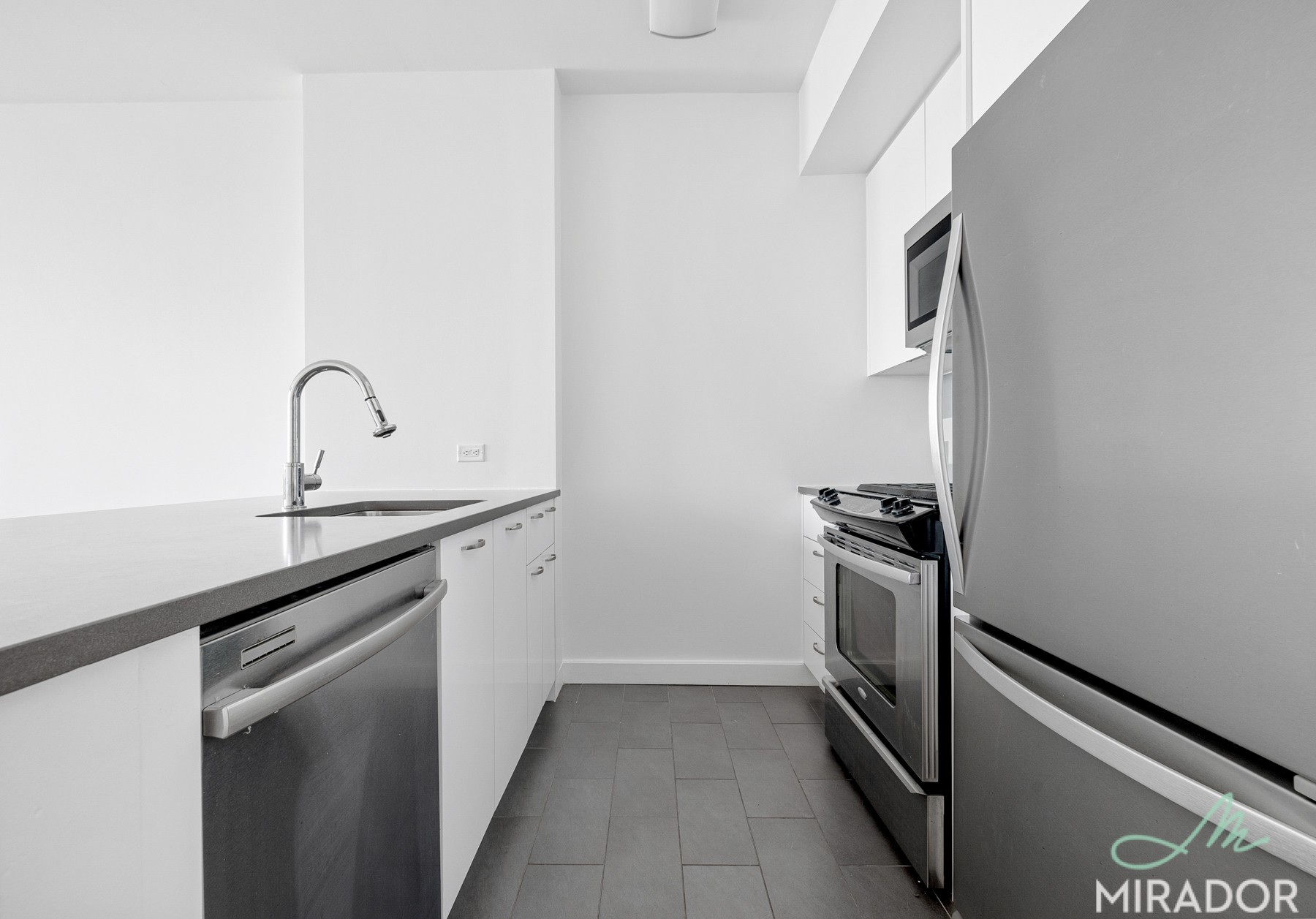 80 Dekalb Avenue 23J