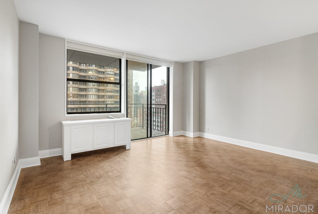 330 E 39th Street 18A