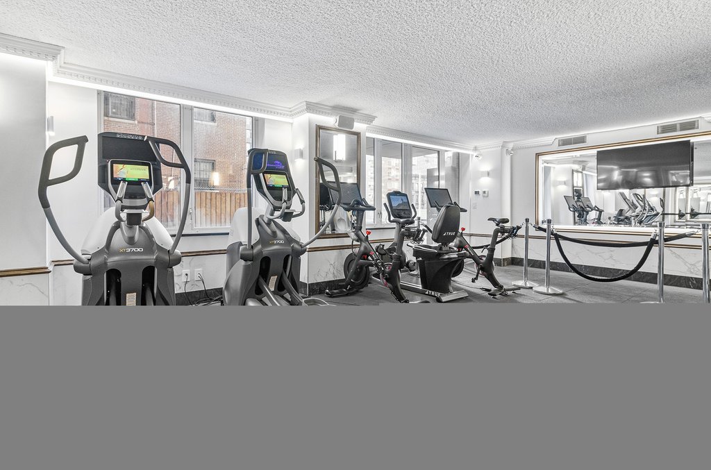 330 E 39th Street 18A