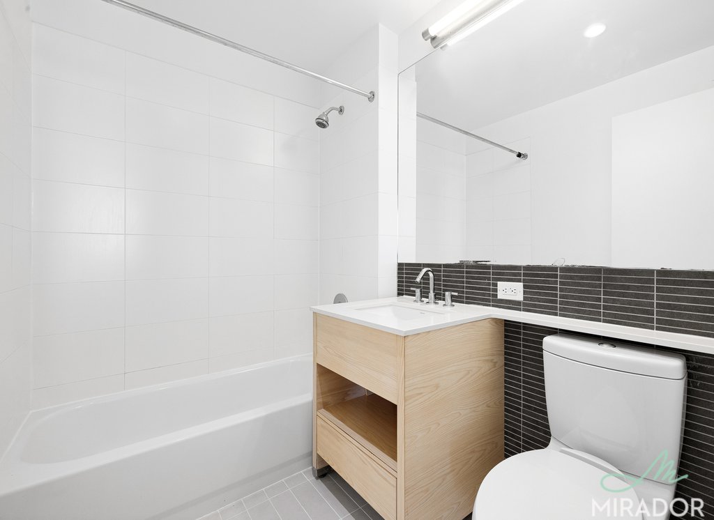 80 Dekalb Avenue 22D
