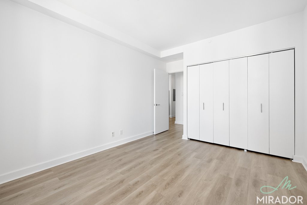 80 Dekalb Avenue 22D