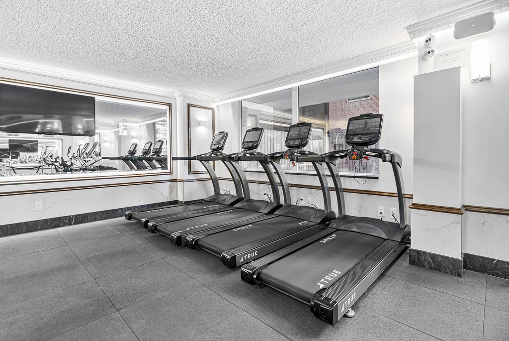 330 E 39th Street 34B