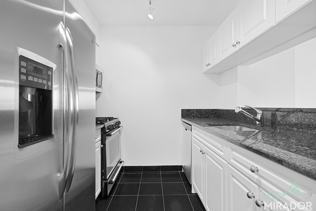 60 W 23rd Street 1709