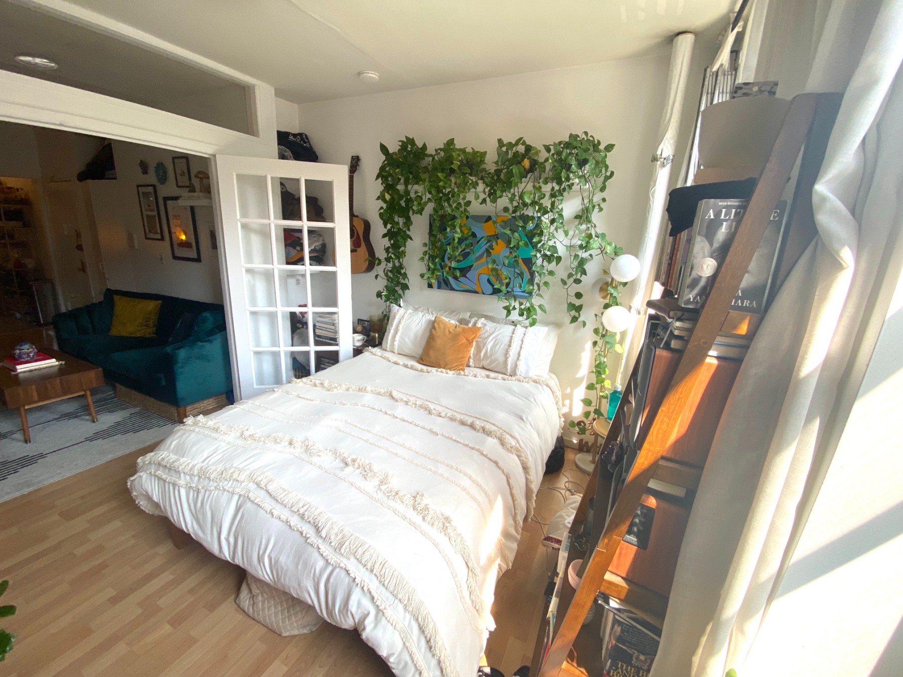 231 E 10th Street 13