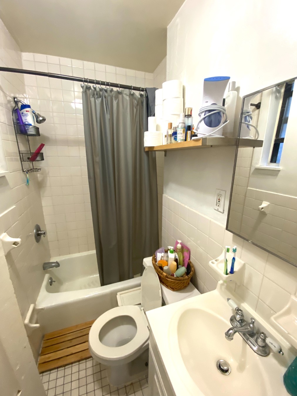 231 E 10th Street 13