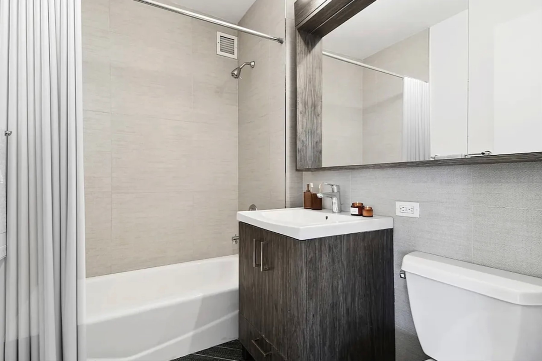 345 E 94th Street 8A