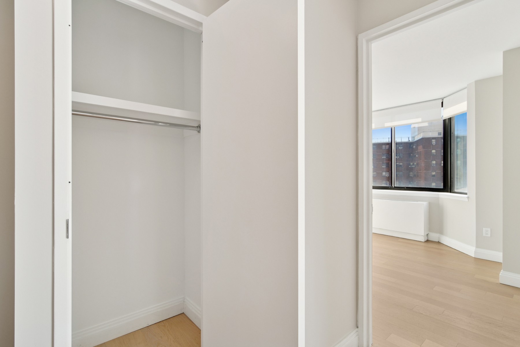 345 E 94th Street 25C