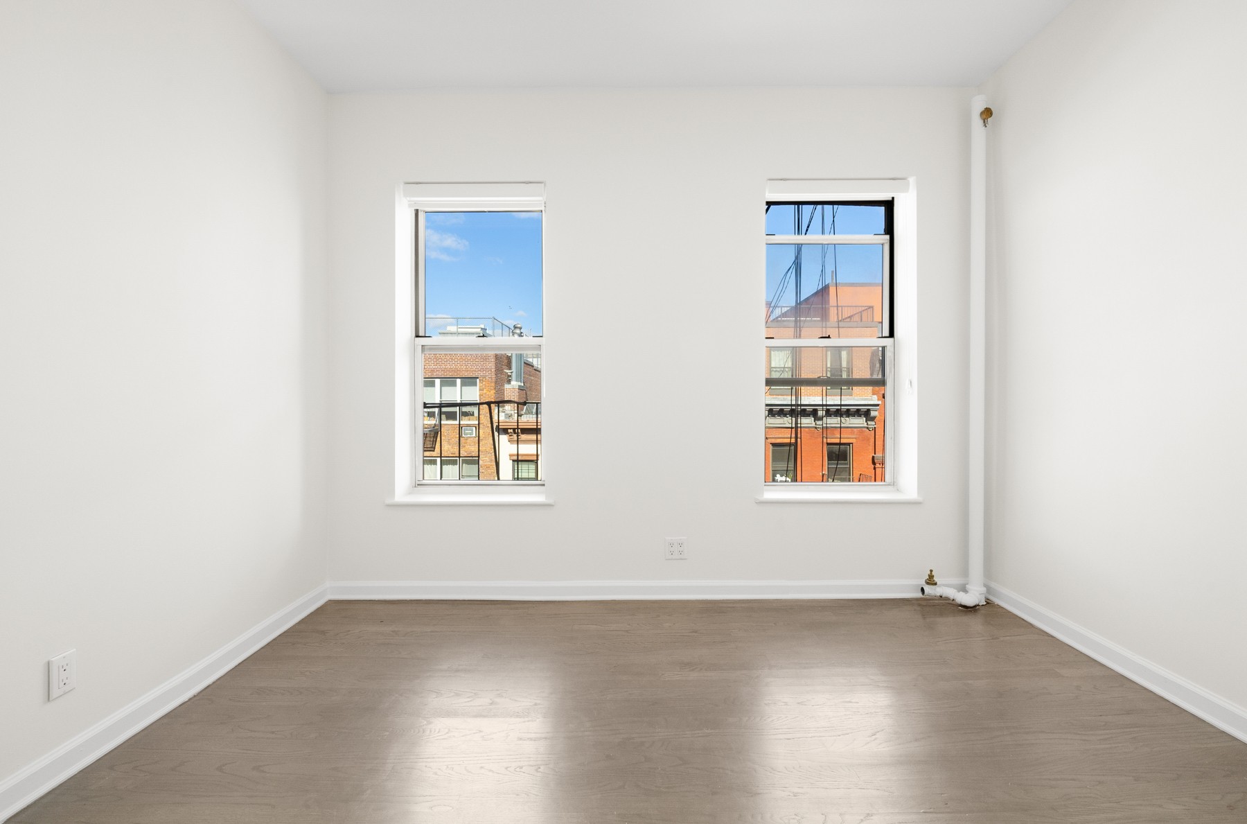 332 E 9th Street 20