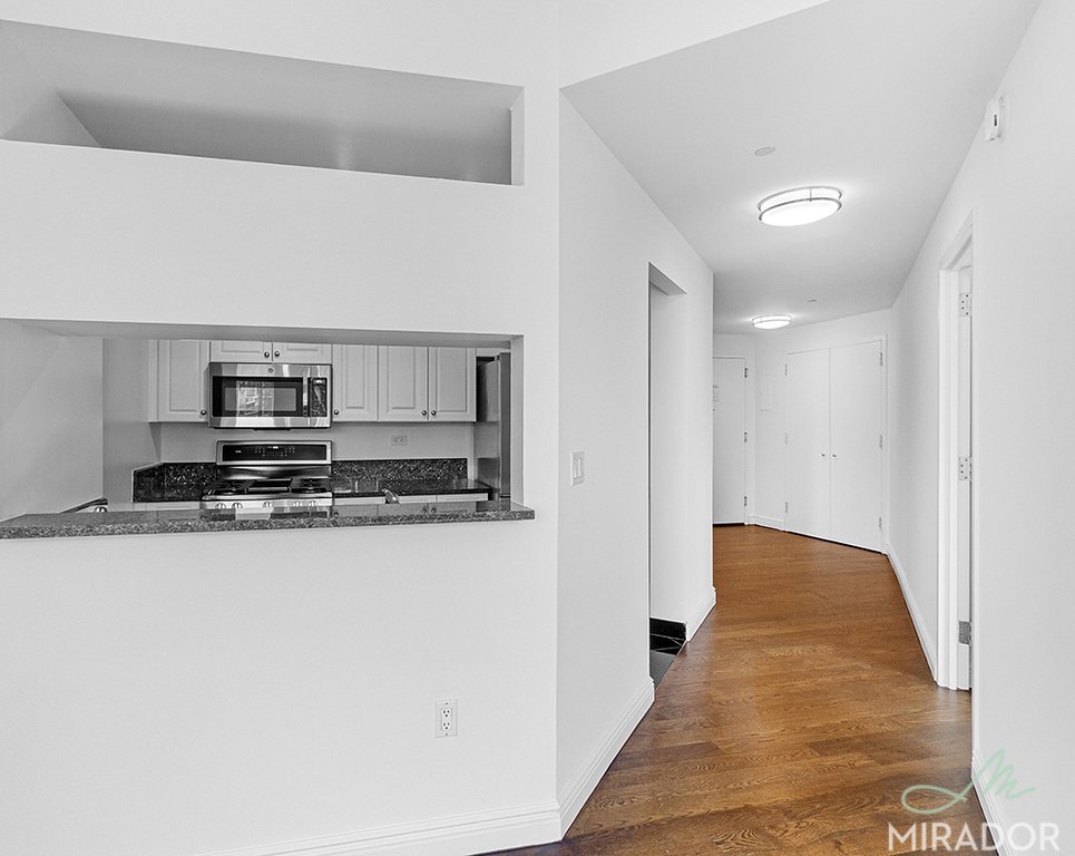 60 W 23rd Street 838