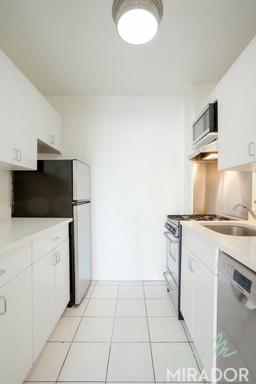 43 W 16th Street 7A