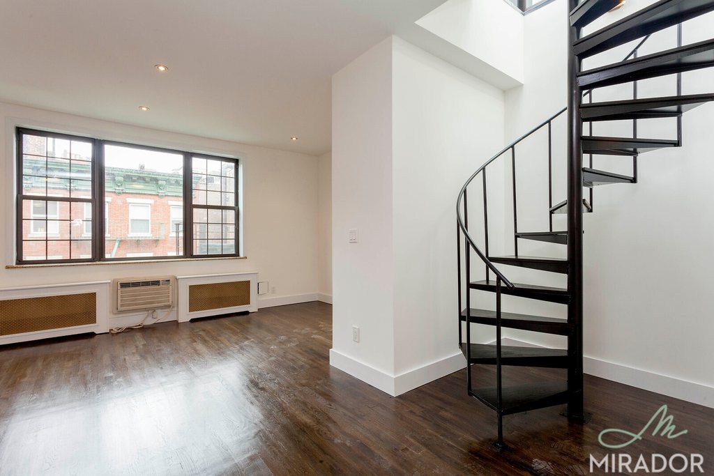 116 Thompson Street 4C