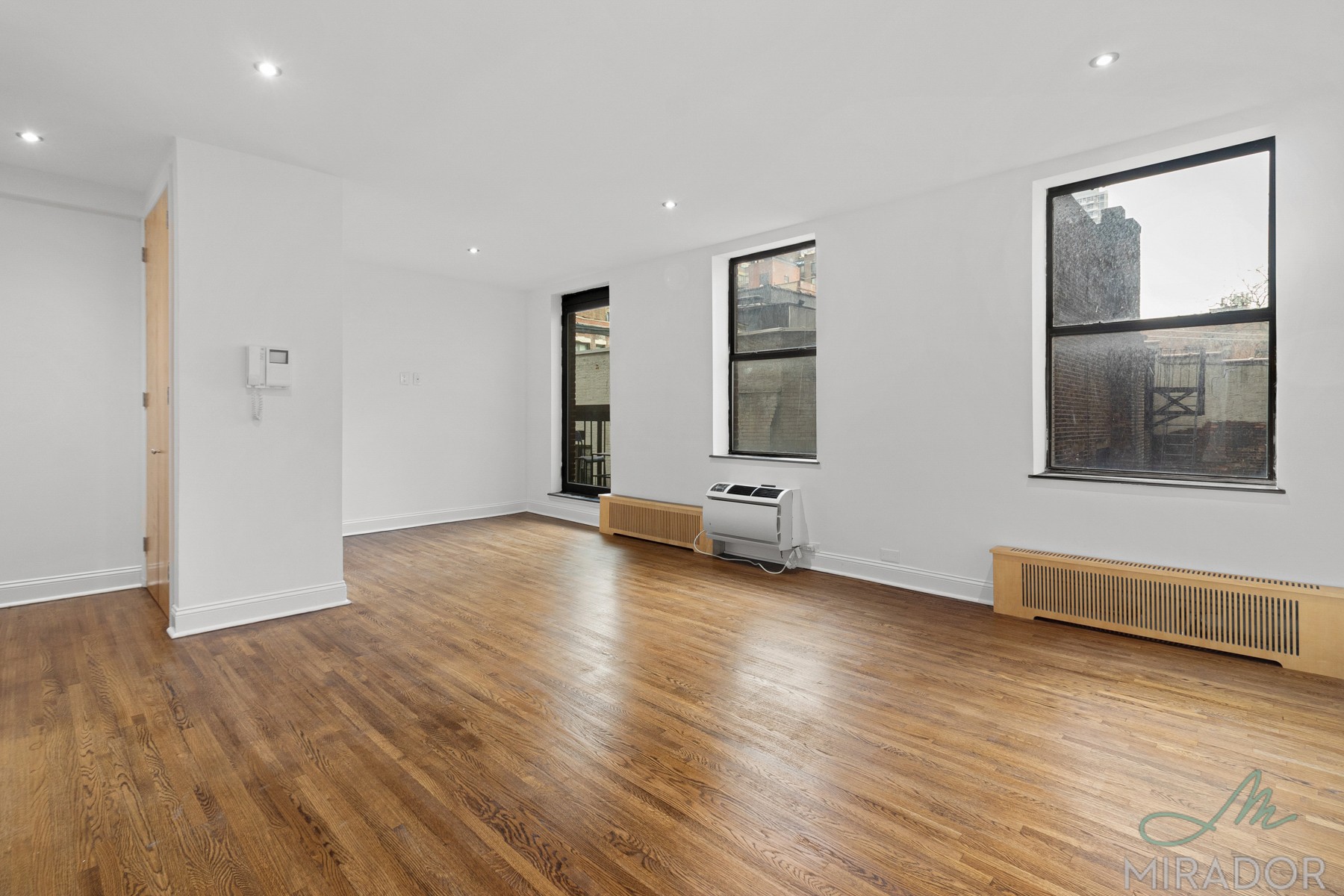 455 Park Avenue S PH1