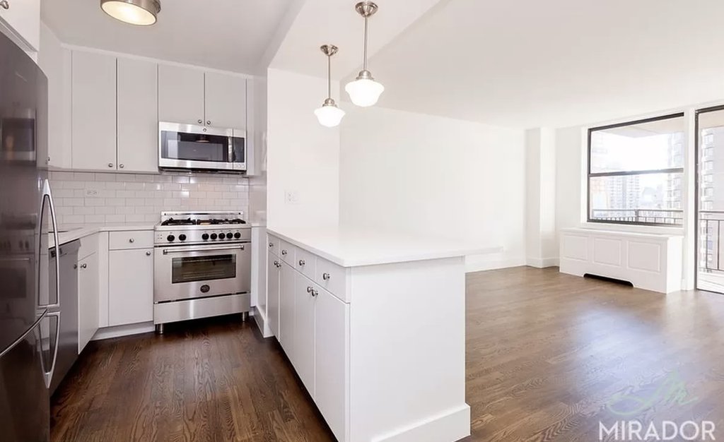 330 E 39th Street 21A