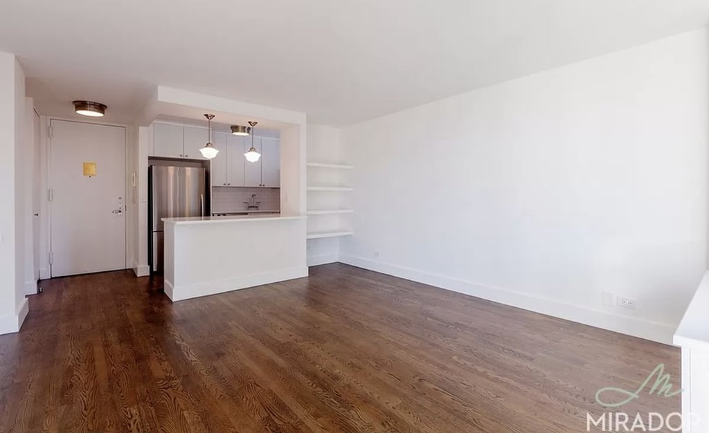 330 E 39th Street 21A