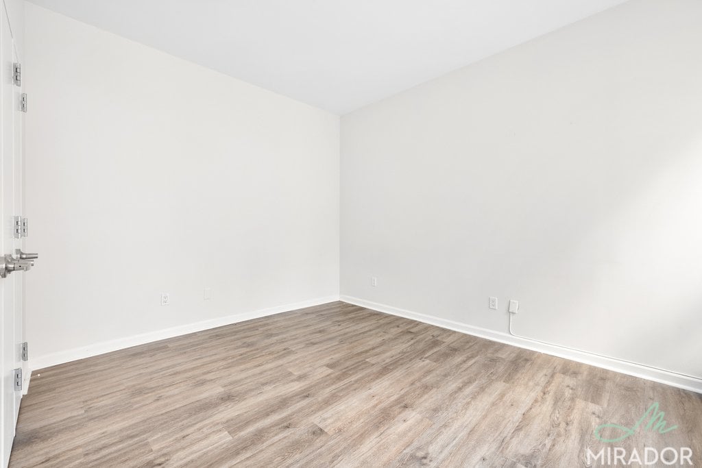 15 Park Row 11C