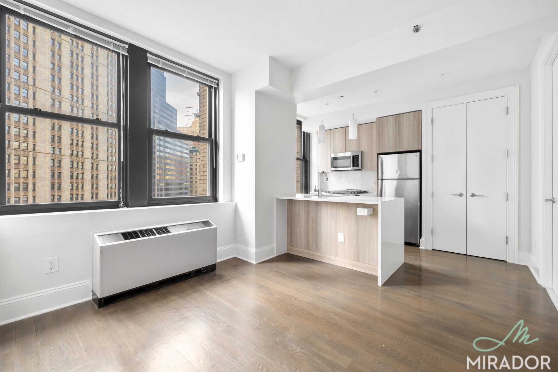 15 Park Row 8O
