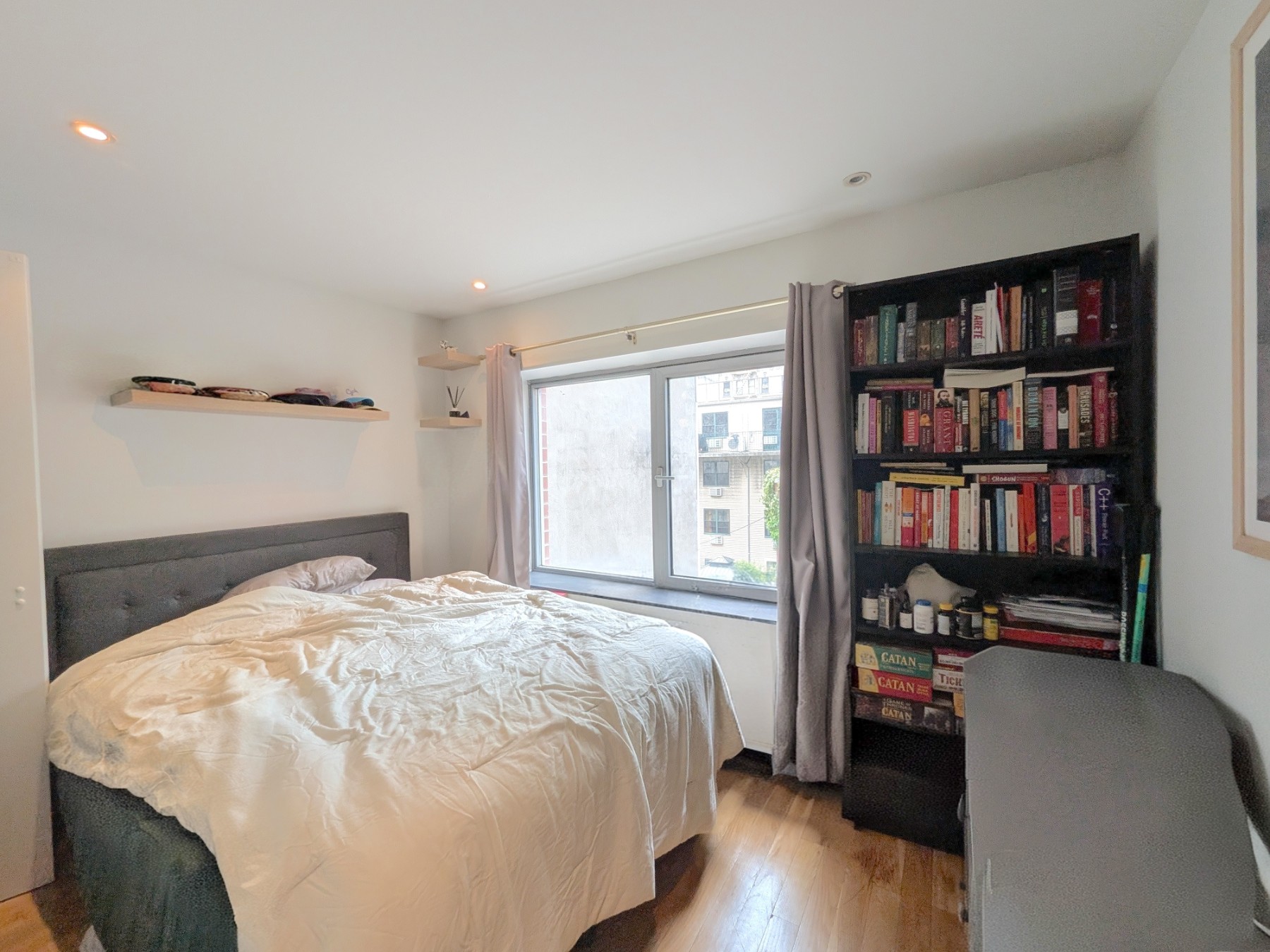 636 E 11th Street 3a