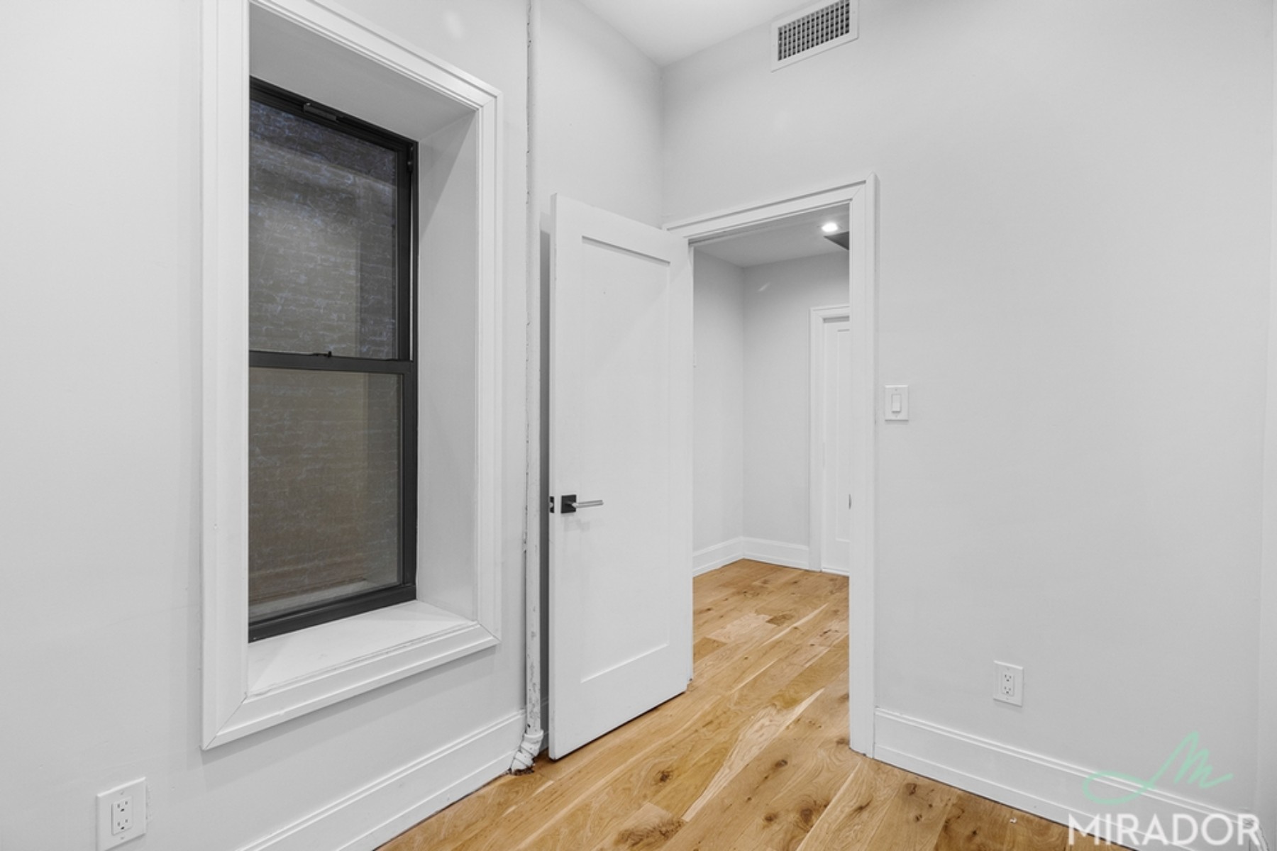 221 E 10th Street 14