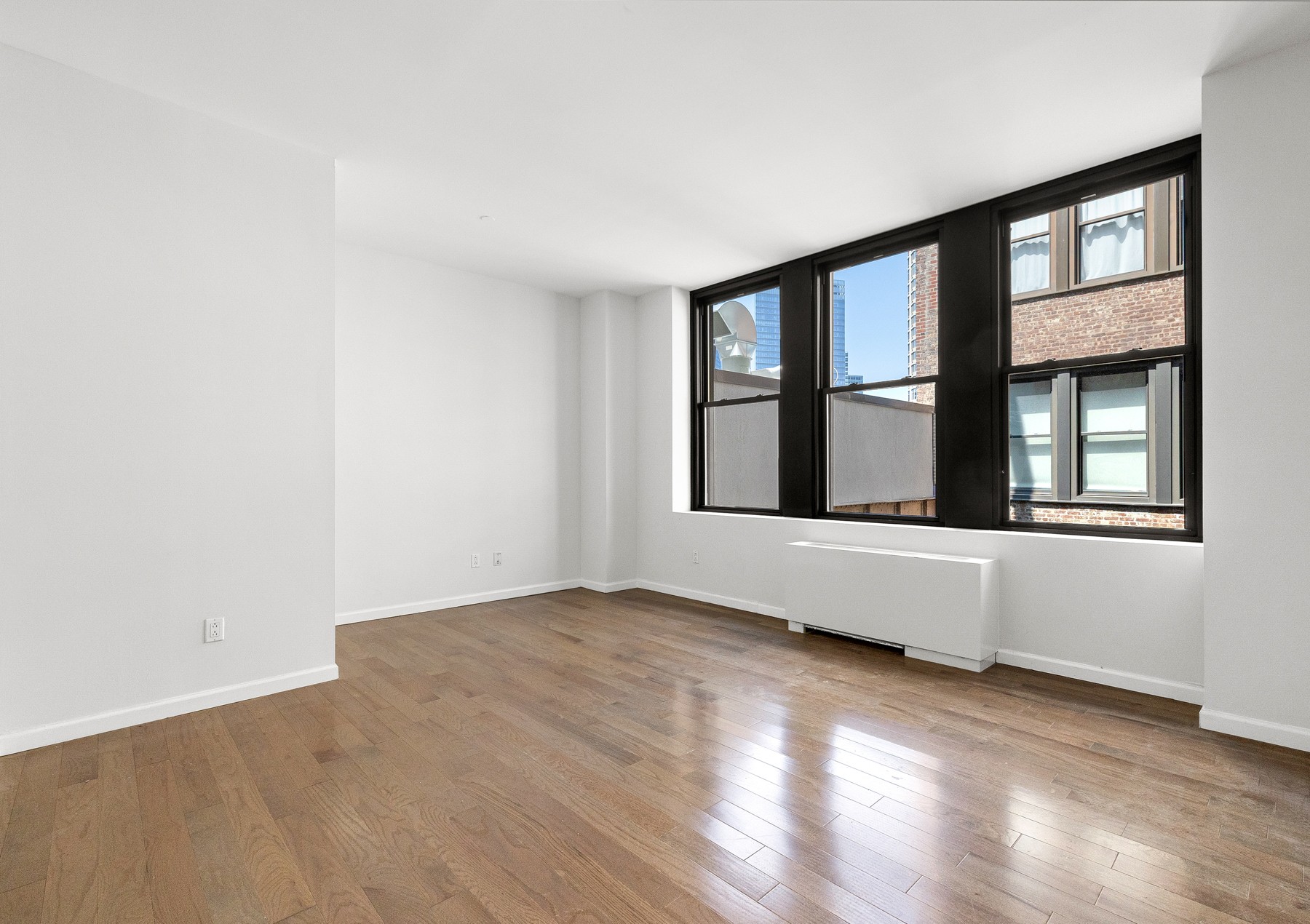 15 Park Row 19F
