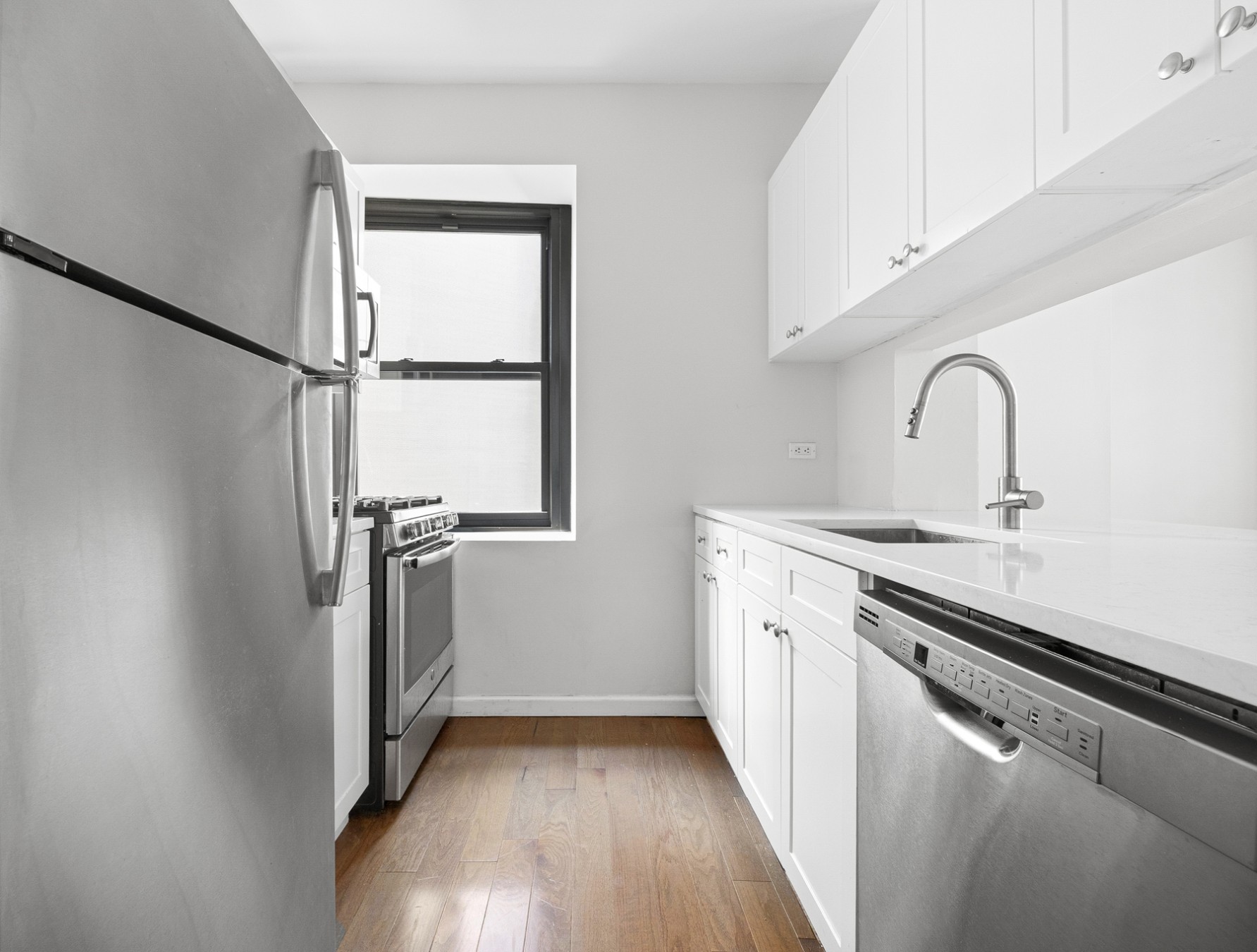15 Park Row 19F