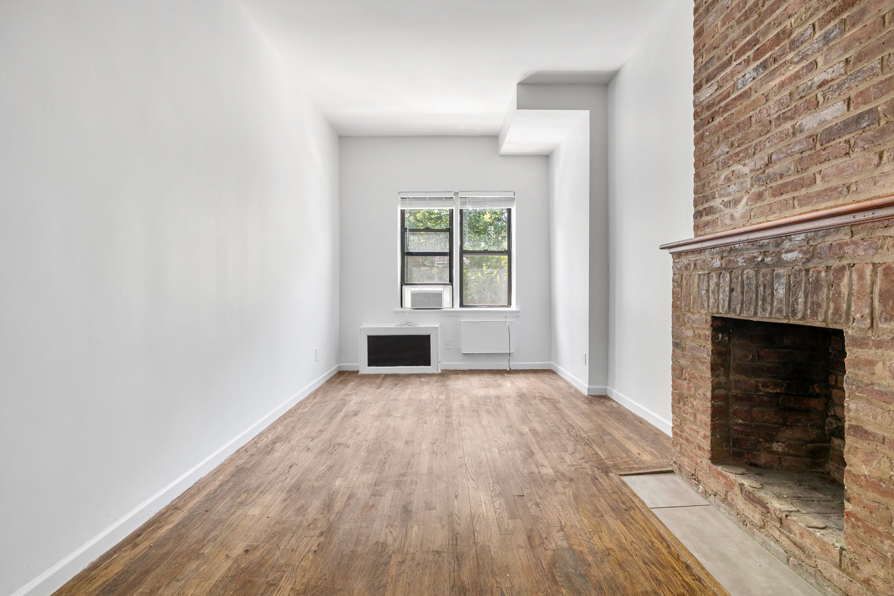 307 W 29th Street 2a
