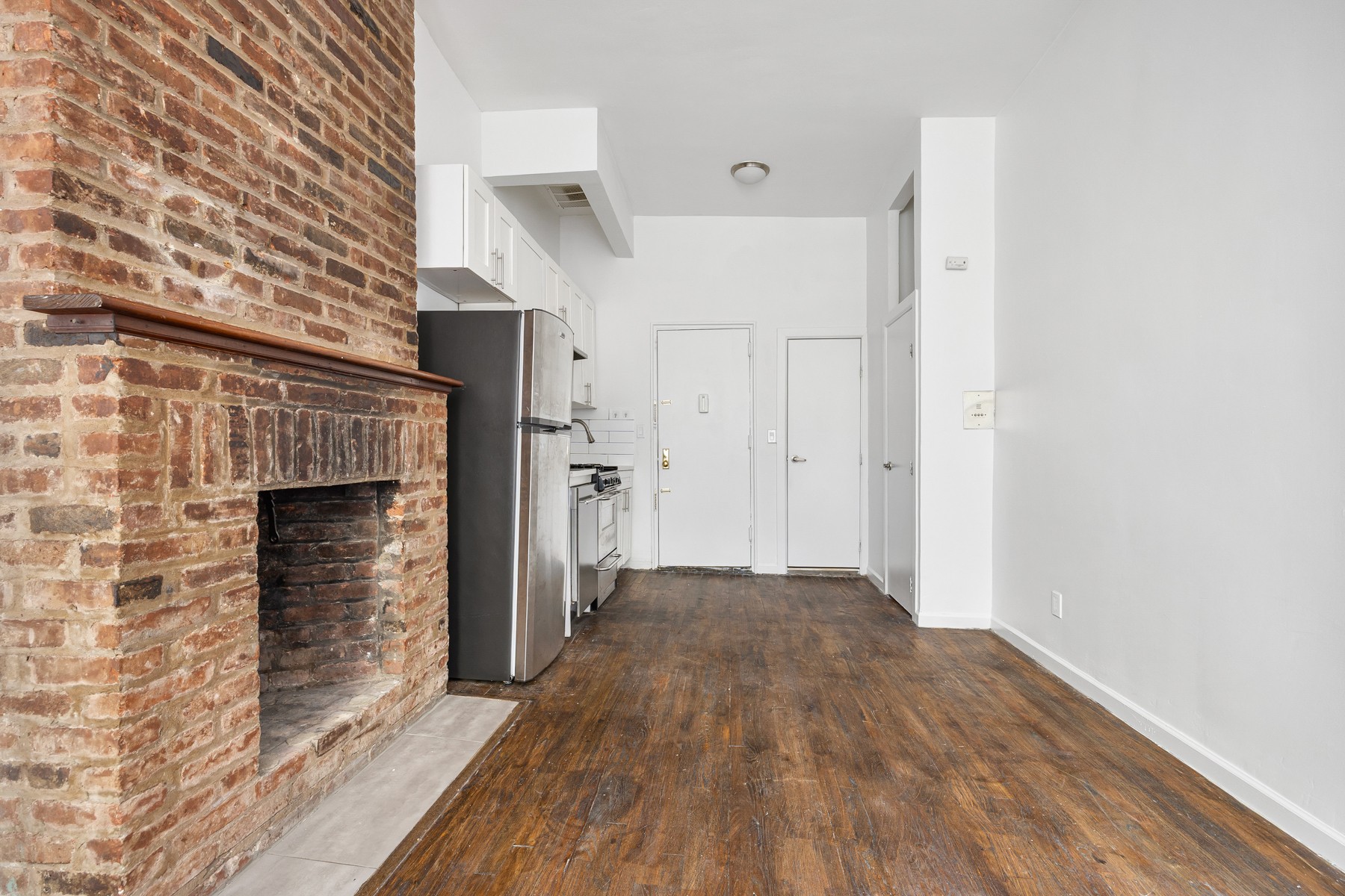 307 W 29th Street 2a